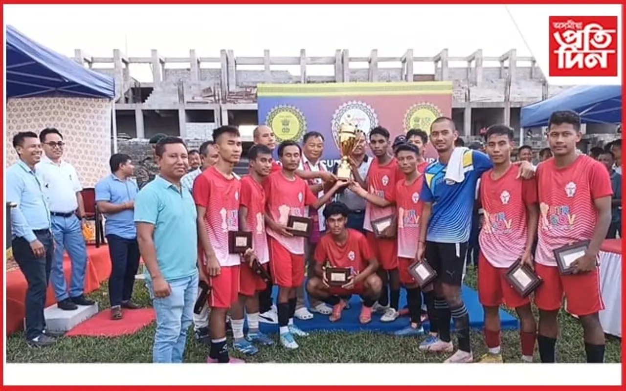 চিৰাঙৰ কাজলগাঁৱত ডুৰাণ্ড কাপৰ প্ৰচাৰমূলক প্ৰদৰ্শনী ফুটবল খেল...